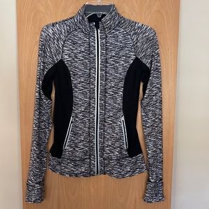 Reva Activewear Full-Zip jacket, size small